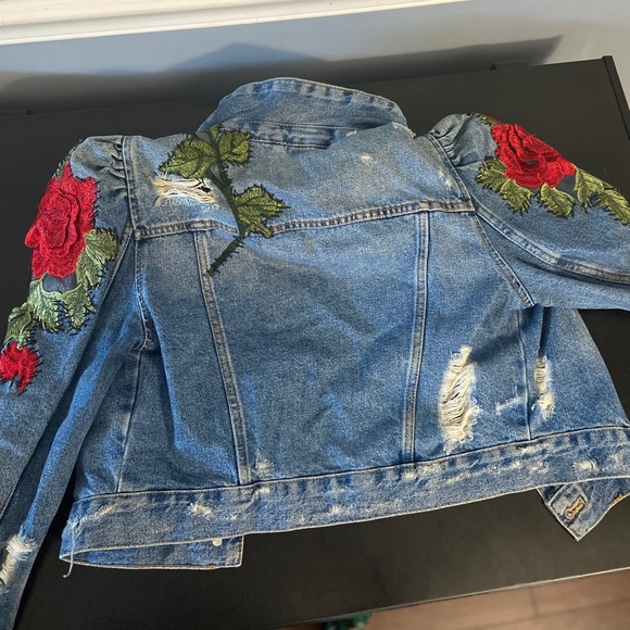 Zara Denim cropped distressed jean jacket Size S - Picture 4 of 13